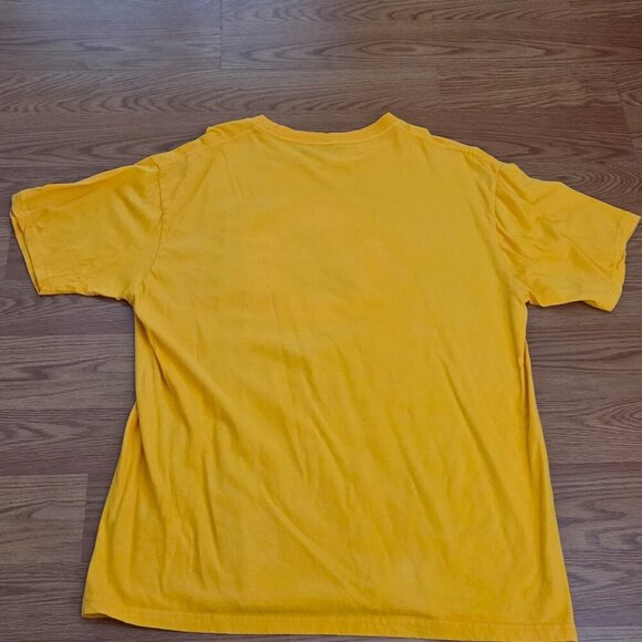 LA Lakers Stadium Giveaway T-Shirt XL Thank You First Responders 1/13/2025 - Picture 8 of 10